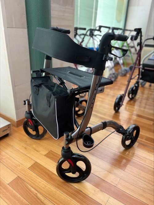 Andador plegable ref