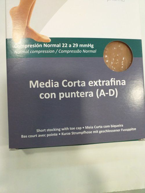 Estos productos son de venta exlusiva en tienda, no se venden online
Disponemos de una amplia variedad de medias y pantys
De diferentes compresiones
Antiembolia y preventivas
De diferentes tejidos
También disponemos de calcetines de descanso
De diferentes compresiones y colores
Por otra parte tenemos una sección de calcetines para pie diabético
No aprietan, ni hacen ningún tipo de presión sobre la piel
Posibilidad de confección en medias especiales